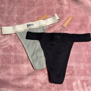 SKIMS Cotton Rib Thongs